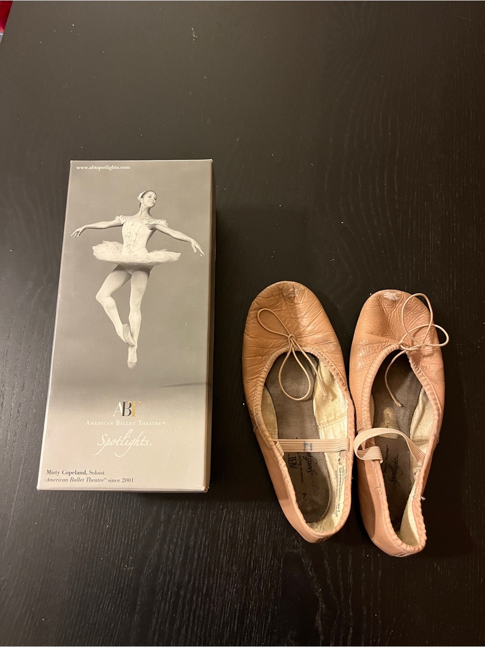 ABT Spotlights Leather Pink Ballet Slippers Shoes Size USA 2 With Box Elastic 